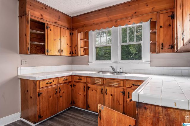 1447 WHARTON AVENUE, Tarrant, AL 35217