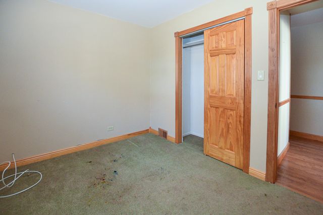 8766 S 83rd Court, Hickory Hills, IL 60457