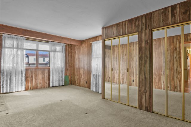 8766 S 83rd Court, Hickory Hills, IL 60457