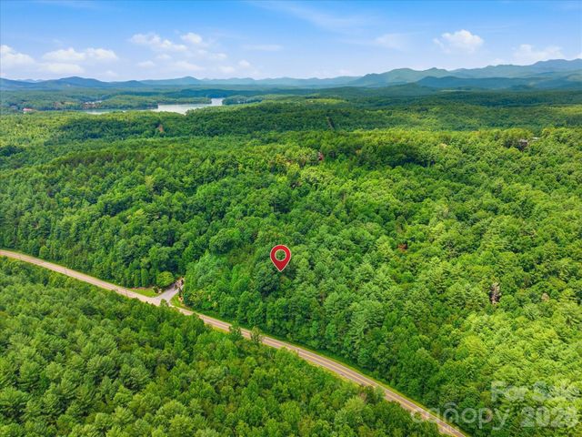 8542 Indian Trace 28, Nebo, NC 28761