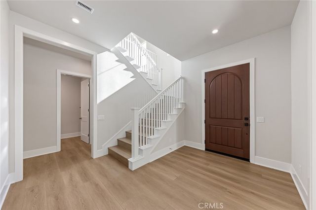 207 Alora, Irvine, CA 92618