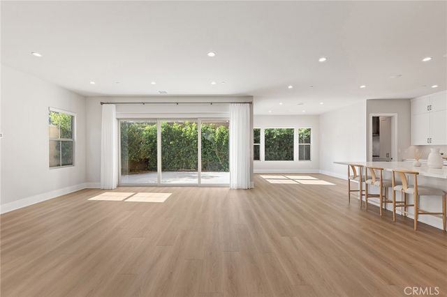 207 Alora, Irvine, CA 92618