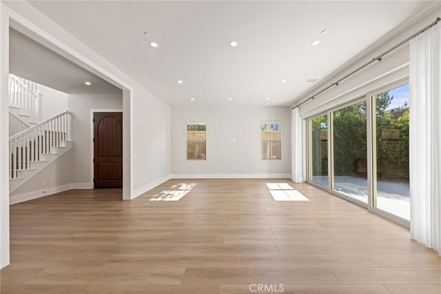 207 Alora, Irvine, CA 92618