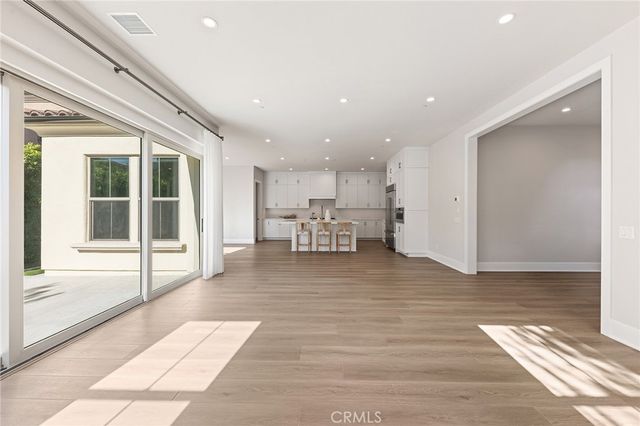 207 Alora, Irvine, CA 92618