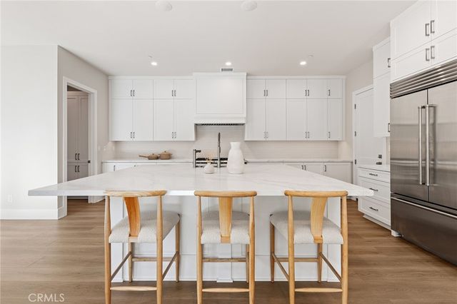 207 Alora, Irvine, CA 92618