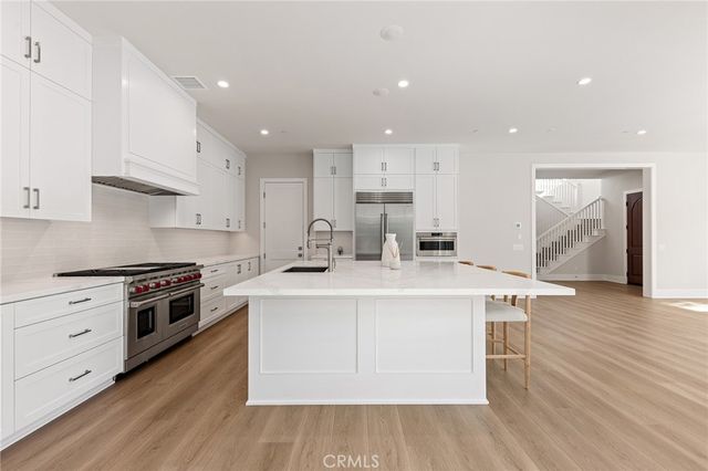 207 Alora, Irvine, CA 92618