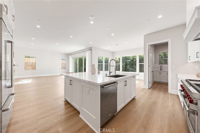 207 Alora, Irvine, CA 92618