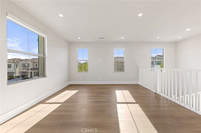 207 Alora, Irvine, CA 92618