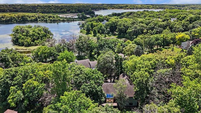 16480 Kingswood Drive, Lakeville, MN 55044