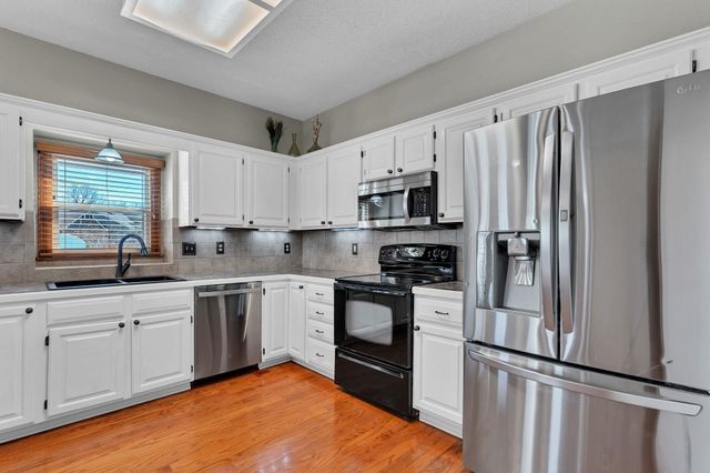 10901 W 1st St N, Wichita, KS 67212