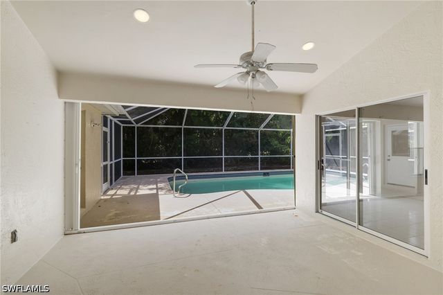 2053 E Crown Pointe BLVD, Naples, FL 34112