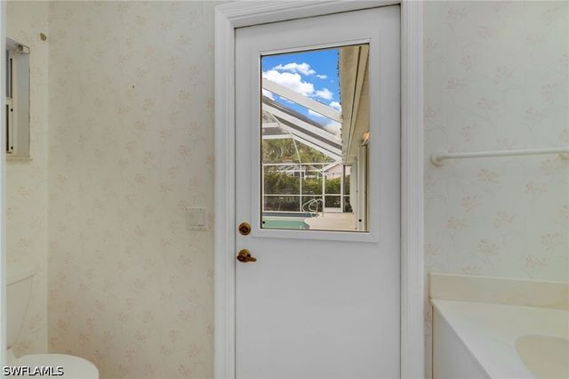 2053 E Crown Pointe BLVD, Naples, FL 34112