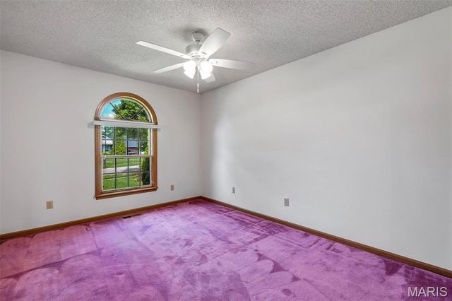 14830 Verdun Estates Drive, Florissant, MO 63034