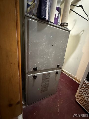 37 Davey Street, Buffalo, NY 14206