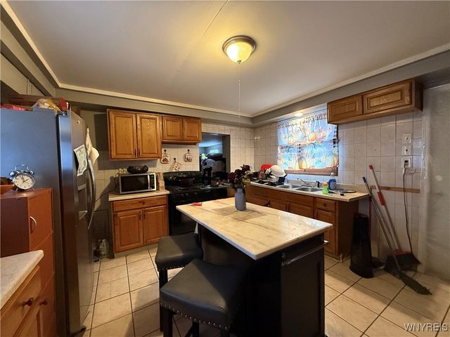 37 Davey Street, Buffalo, NY 14206