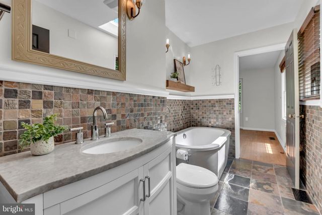 6000 BELL STATION RD, Glenn Dale, MD 20769