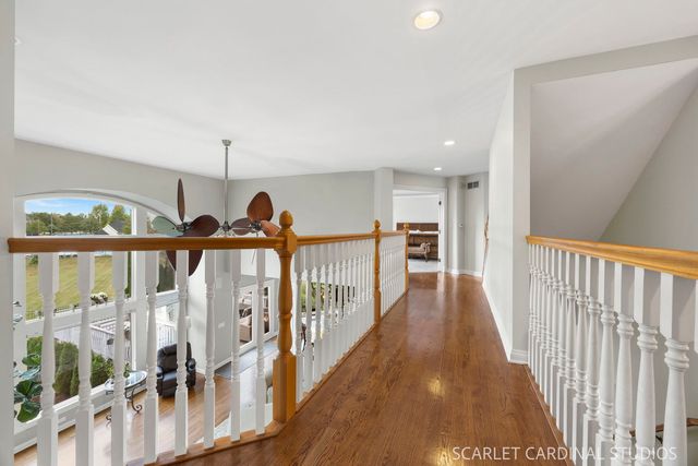 2275 Glouceston Lane, Naperville, IL 60564