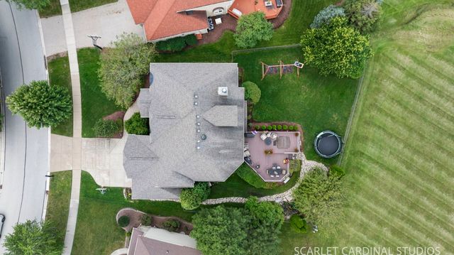 2275 Glouceston Lane, Naperville, IL 60564