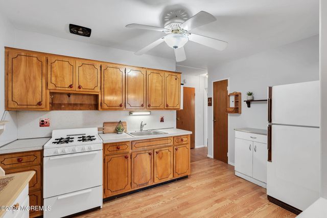 8 C Blue Jay Street, Manchester, NJ 08759