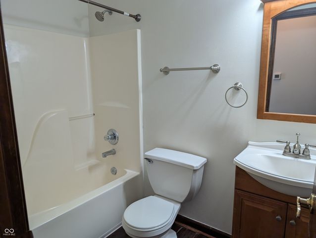 9940 Wellcroft Lane, Indianapolis, IN 46236