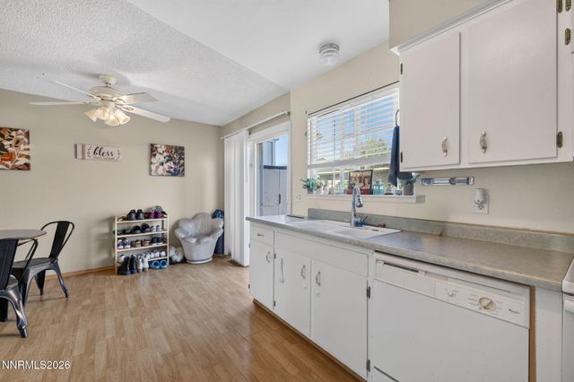 1354 El Dorado Drive APT B, Gardnerville, NV 89410