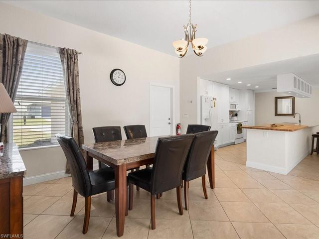 25401 Carney CIR, Bonita Springs, FL 34135