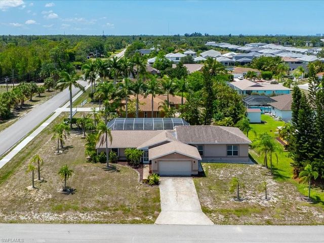 25401 Carney CIR, Bonita Springs, FL 34135