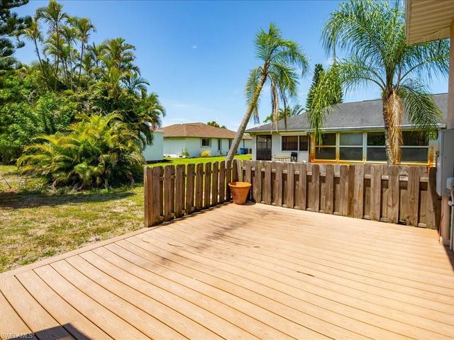 25401 Carney CIR, Bonita Springs, FL 34135