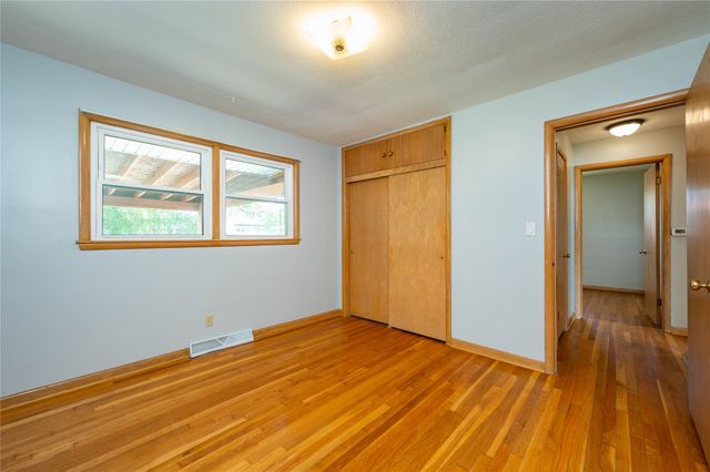 7217 Maple Drive, Urbandale, IA 50322