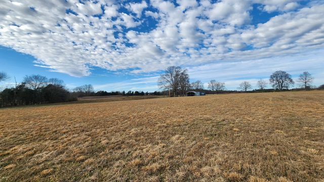 2089 Alva Jones Rd, Rock Island, TN 38581