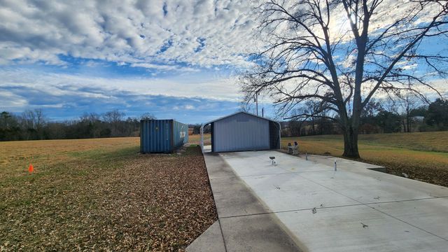 2089 Alva Jones Rd, Rock Island, TN 38581