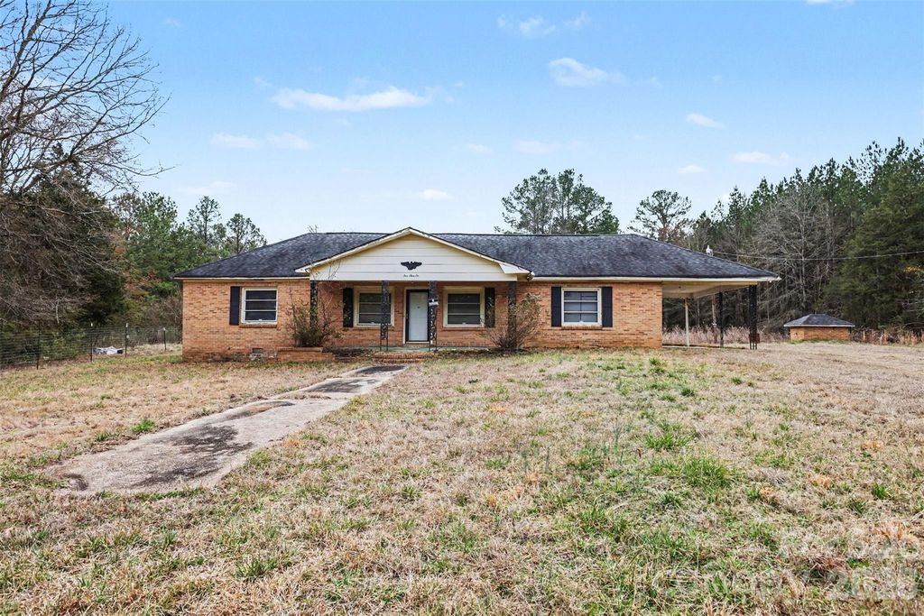 596 Armory Road, Chester, SC 29706