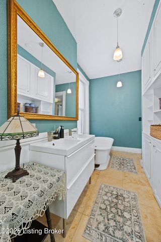 1216 S Floyd St, Louisville, KY 40203