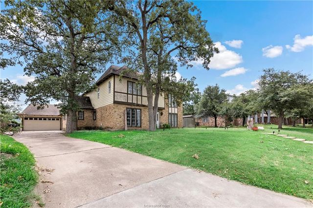 2508 Memorial Drive, Bryan, TX 77802