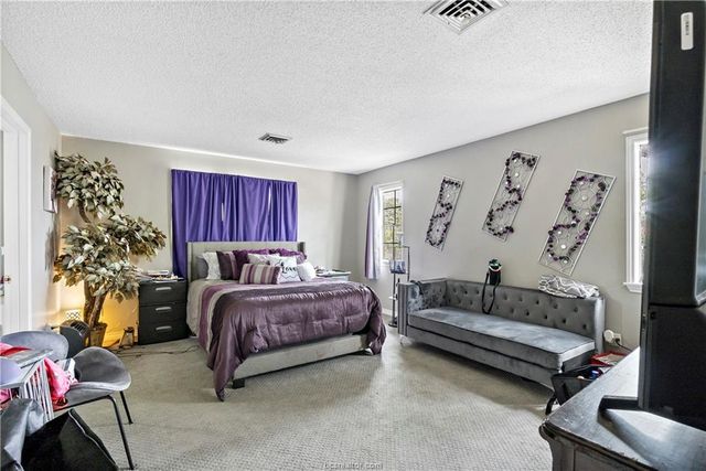 2508 Memorial Drive, Bryan, TX 77802