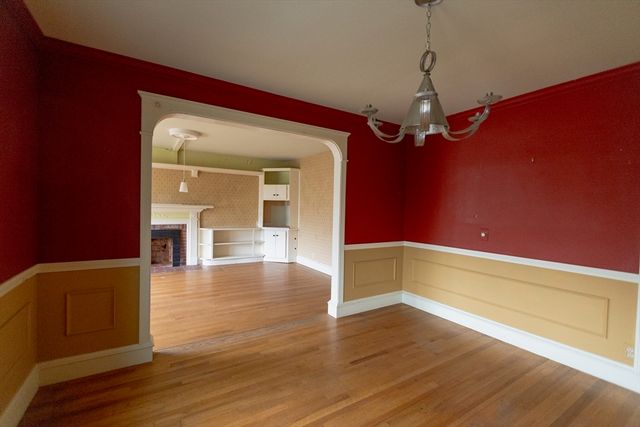 107 Fuller St, Pawtucket, RI 02861