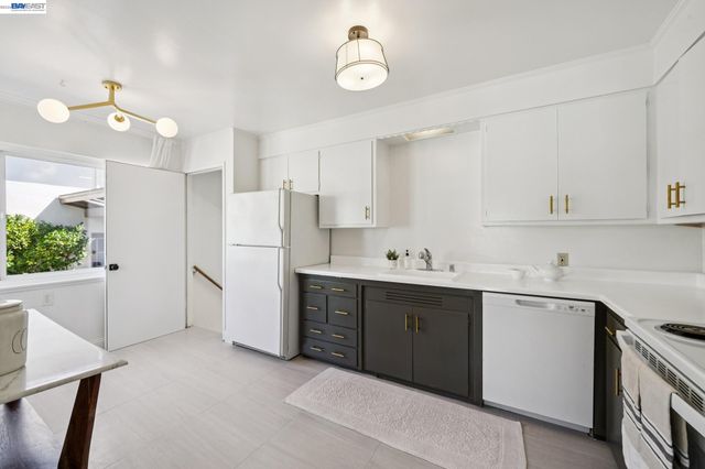 3315 Central Ave, Alameda, CA 94501