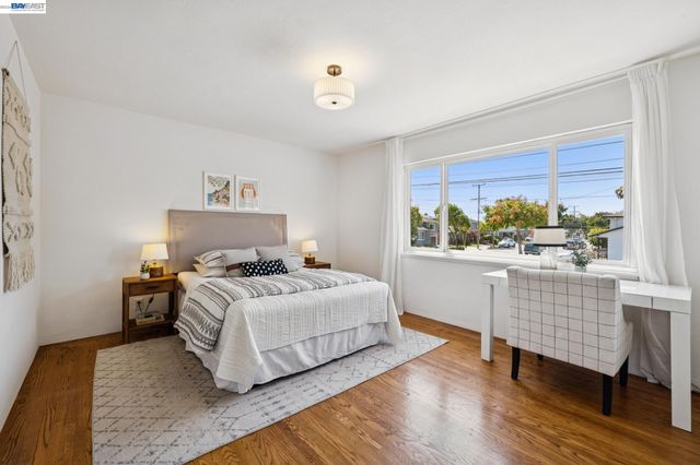 3315 Central Ave, Alameda, CA 94501