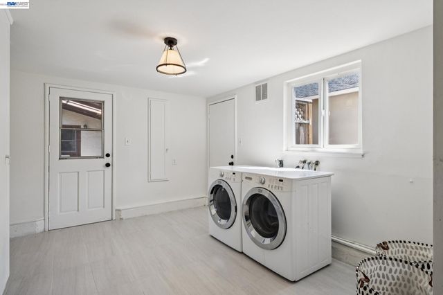 3315 Central Ave, Alameda, CA 94501