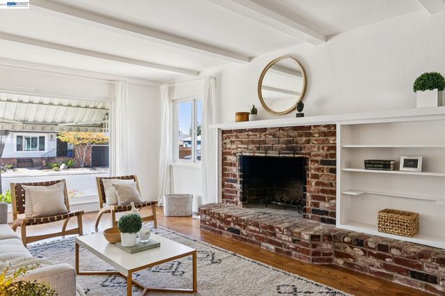 3315 Central Ave, Alameda, CA 94501