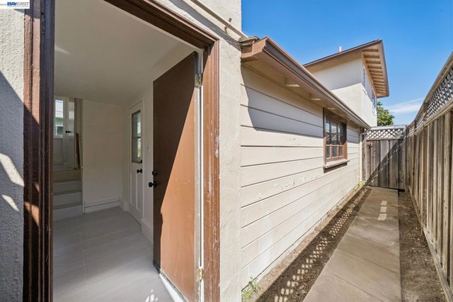 3315 Central Ave, Alameda, CA 94501