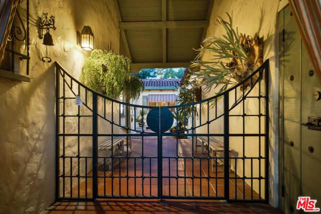 4408 Mariota Avenue, Toluca Lake (los Angeles), CA 91602