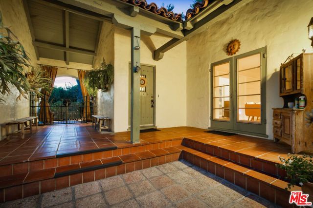 4408 Mariota Avenue, Toluca Lake (los Angeles), CA 91602