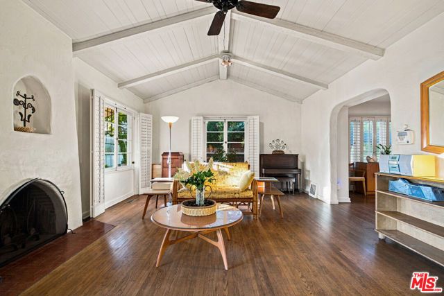 4408 Mariota Avenue, Toluca Lake (los Angeles), CA 91602