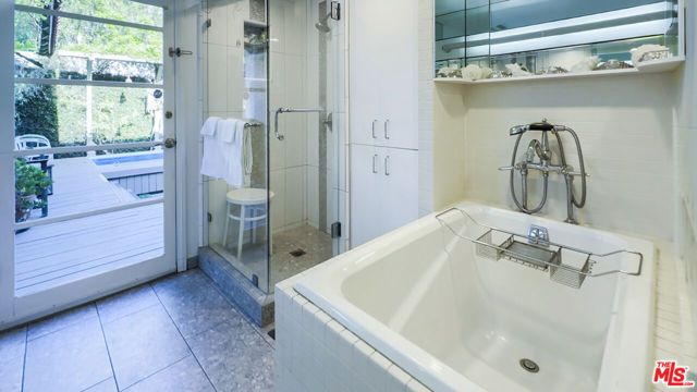 4408 Mariota Avenue, Toluca Lake (los Angeles), CA 91602