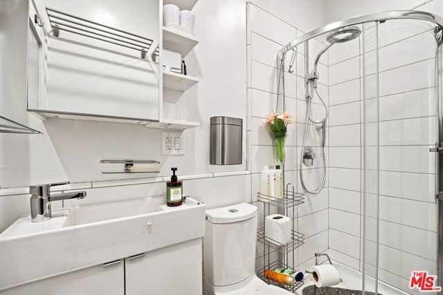 4408 Mariota Avenue, Toluca Lake (los Angeles), CA 91602