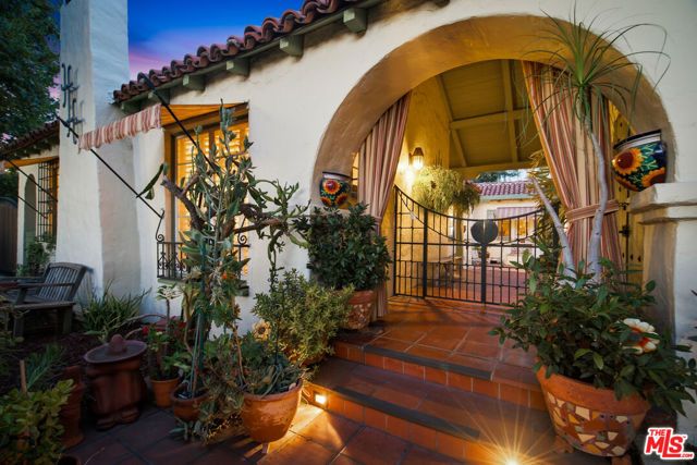 4408 Mariota Avenue, Toluca Lake (los Angeles), CA 91602