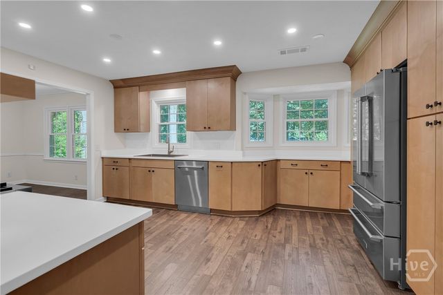 832 Sweet Briar Lane SE, Conyers, GA 30094