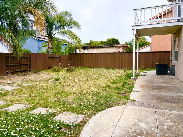 3484 Cathedral Cir, Stockton, CA 95212