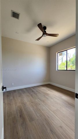 47 E Brig Cr, Port Charlotte, FL 33946